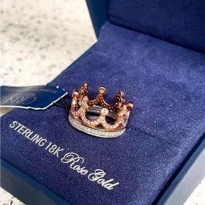 18 kt rose gold and sterling silver Crislu cz Crown ring in Box w/ card size 6